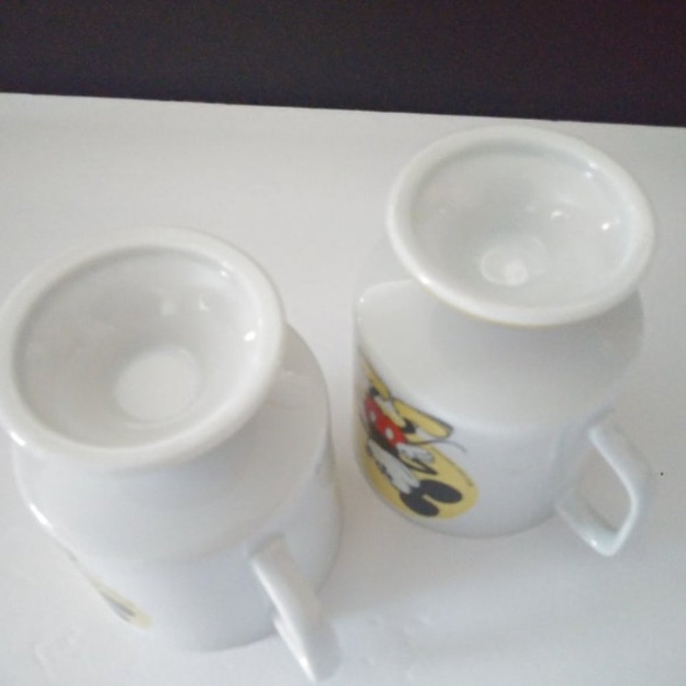 Disney Pedestal Vintage Coffee Mug Set - Picture 6 of 8